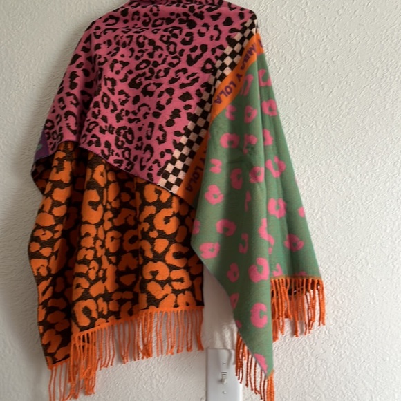 BIMBA Y LOLA XL Winter SCARF leopard print pink and orange - Sold Out - Picture 4 of 15